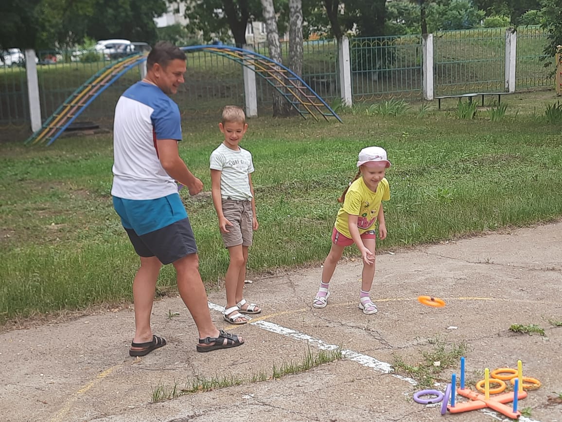 Физкультура на свежем воздухе.