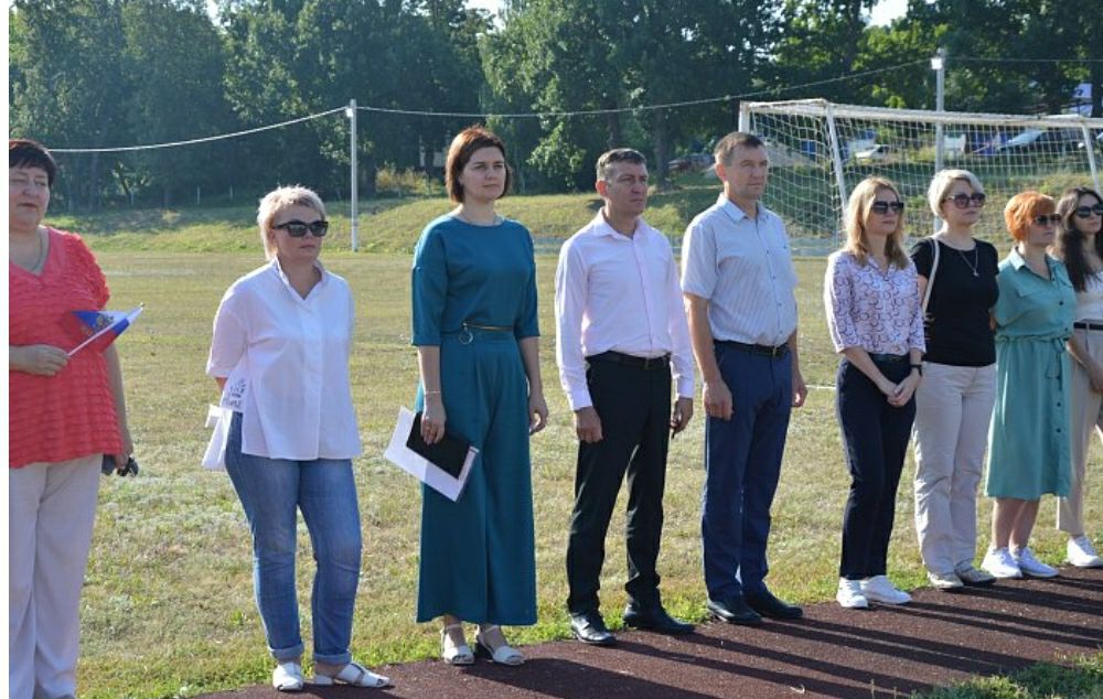 22 августа по всей нашей огромной стране отмечается праздник - День Государственного флага..